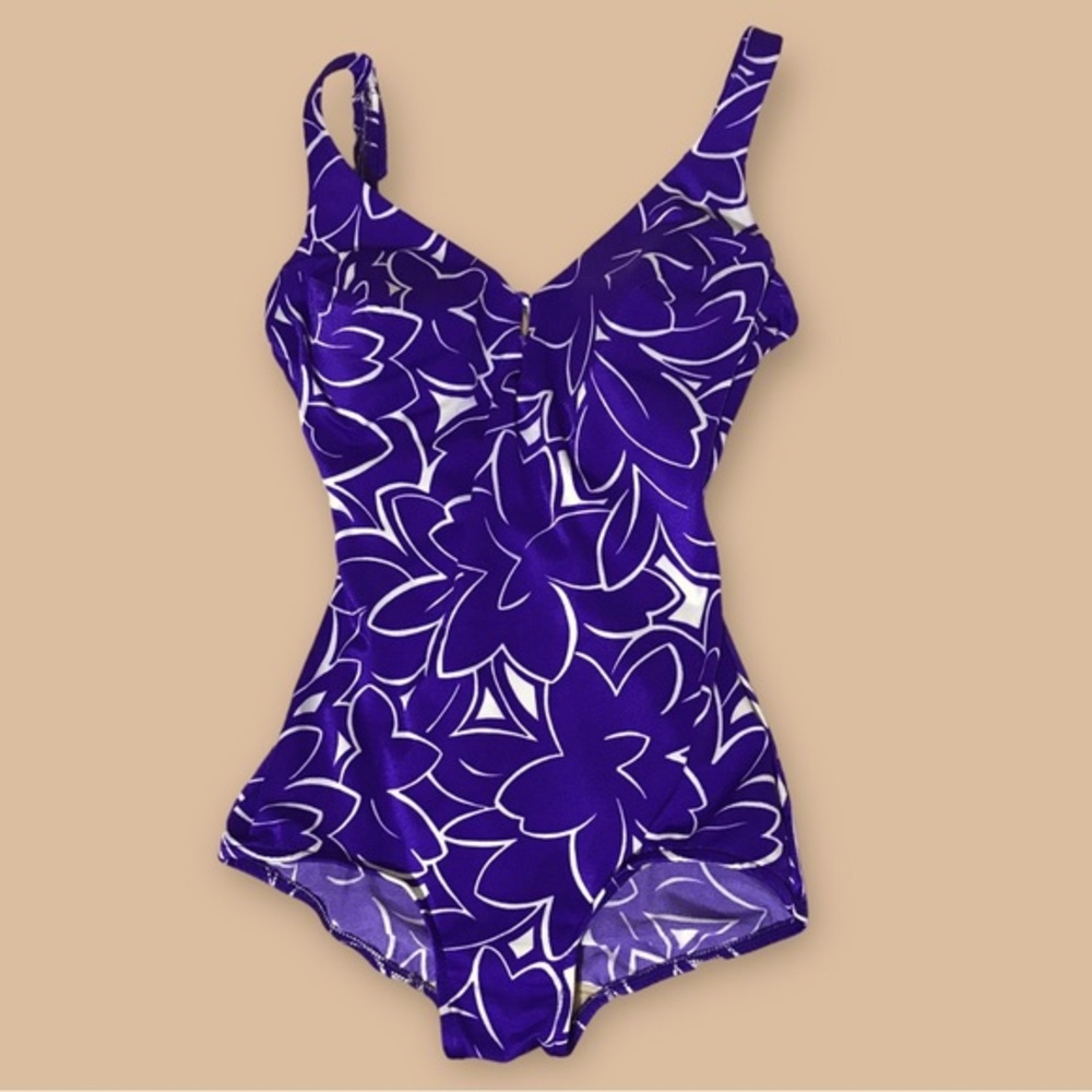 Beautiful Vintage Union Made Grape Floral One Piece Swimsuit